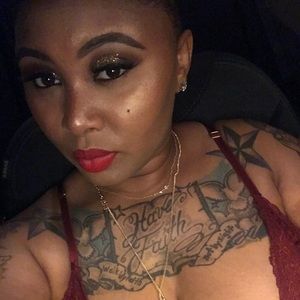 Meet your Posher, Charnise